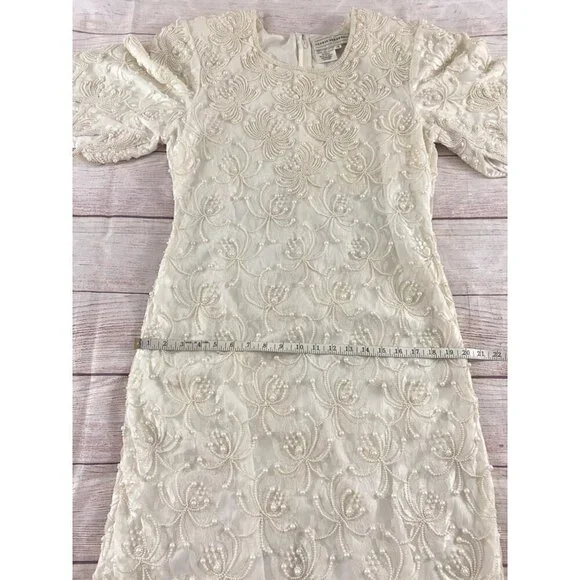 Vintage Gloria Vanderbilt Women's Ivory Lace Beaded Wedding Dress - 1XL - Picture 5 of 13
